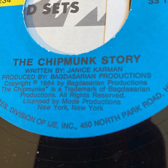 Vintage The Chipmunk  Story 7' Vinyl Record / Book, Kid Stuff DBR 234,1984 - Picture 5 of 8